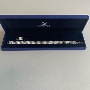 Swarovski Crystal Tennis Bracelet Silver Tone w/ Box Elegant Classic